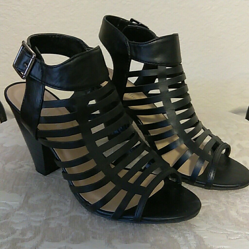SOLD !!!  NWT ♥